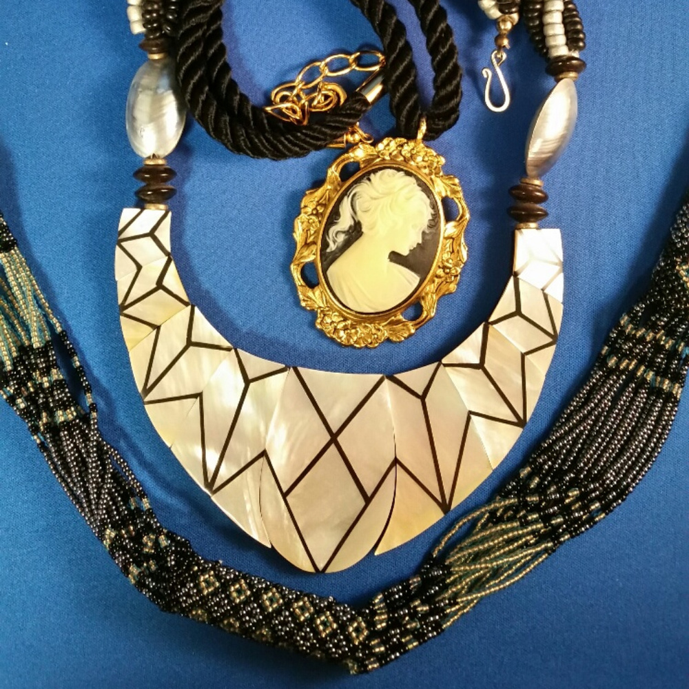 Necklace bundle of 3 pieces.